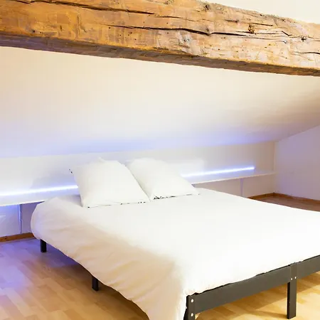 Grand Duplex Avec Billard